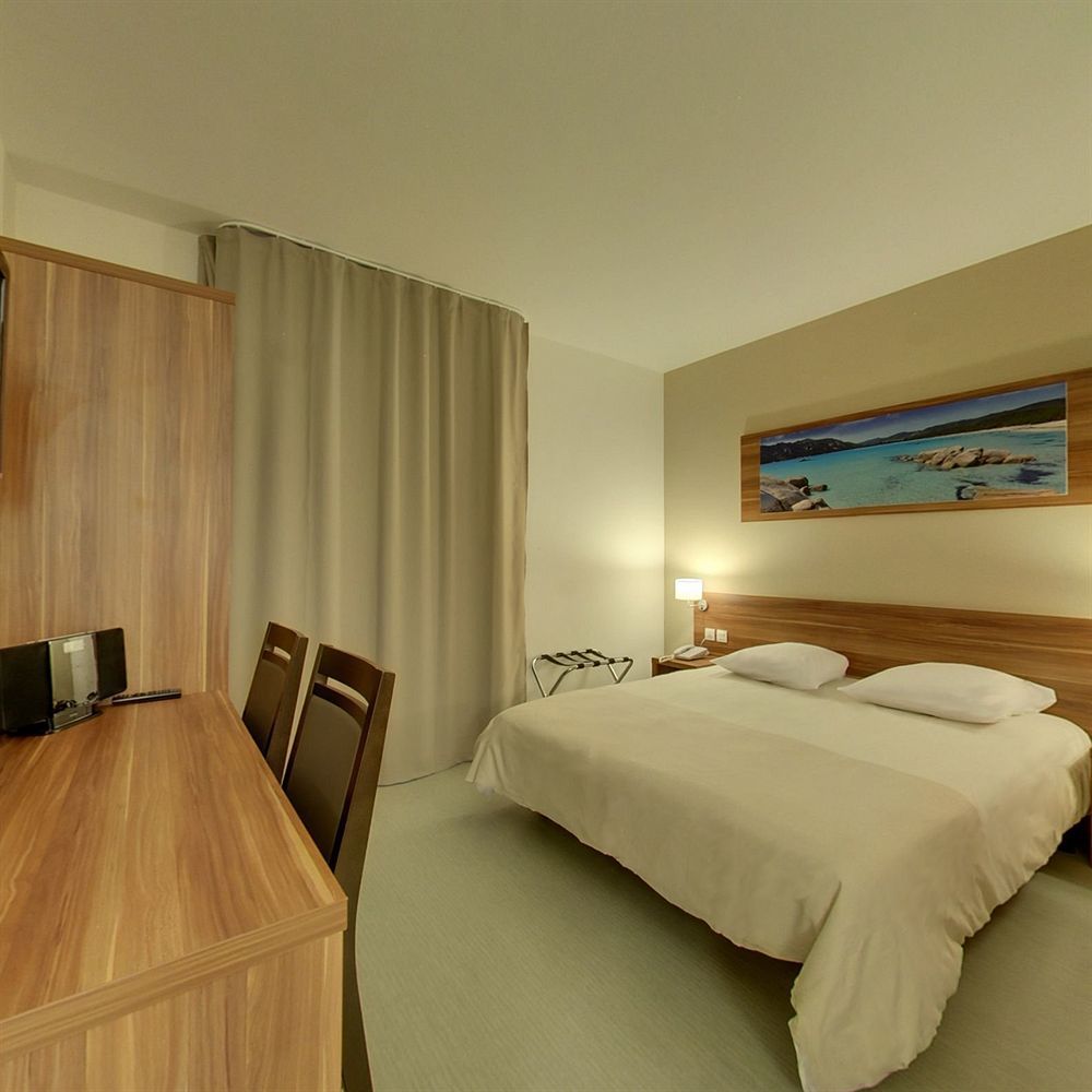 Suite Home Aix En Provence Sud Tgv Bouc-Bel-Air Kültér fotó